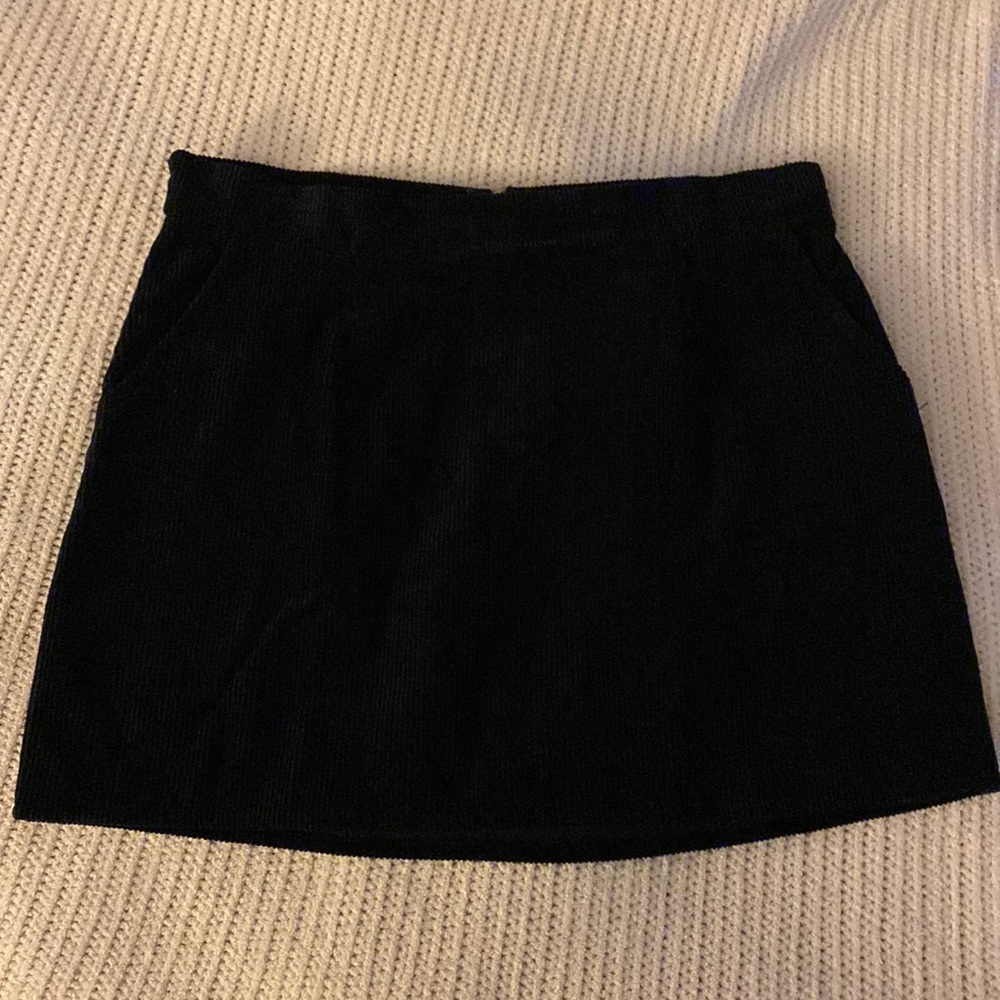 Xhiliration black cotton corduroy mini skirt